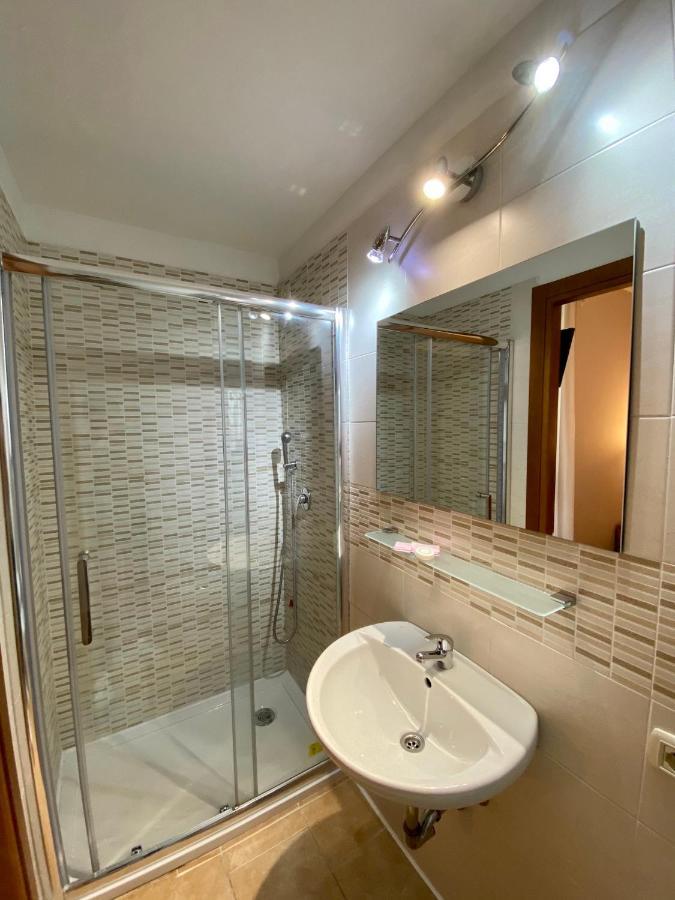 Hotel Atena Milan Exterior photo
